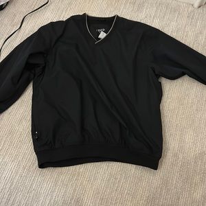 Izod crew neck wind breaker